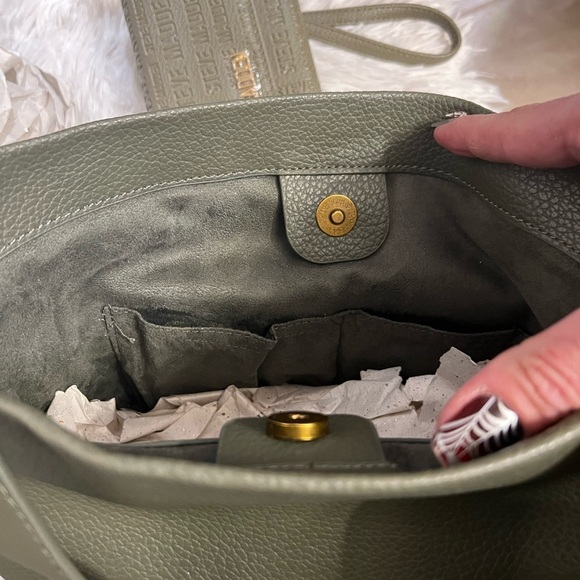 💚💚NWT-STEVE MADDEN OLIVE GREEN SHOULDER BAG AND WALLET💚💚 - Picture 13 of 17